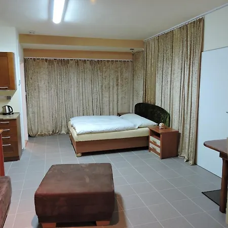 Trebonsky Apartmanek Appartamento